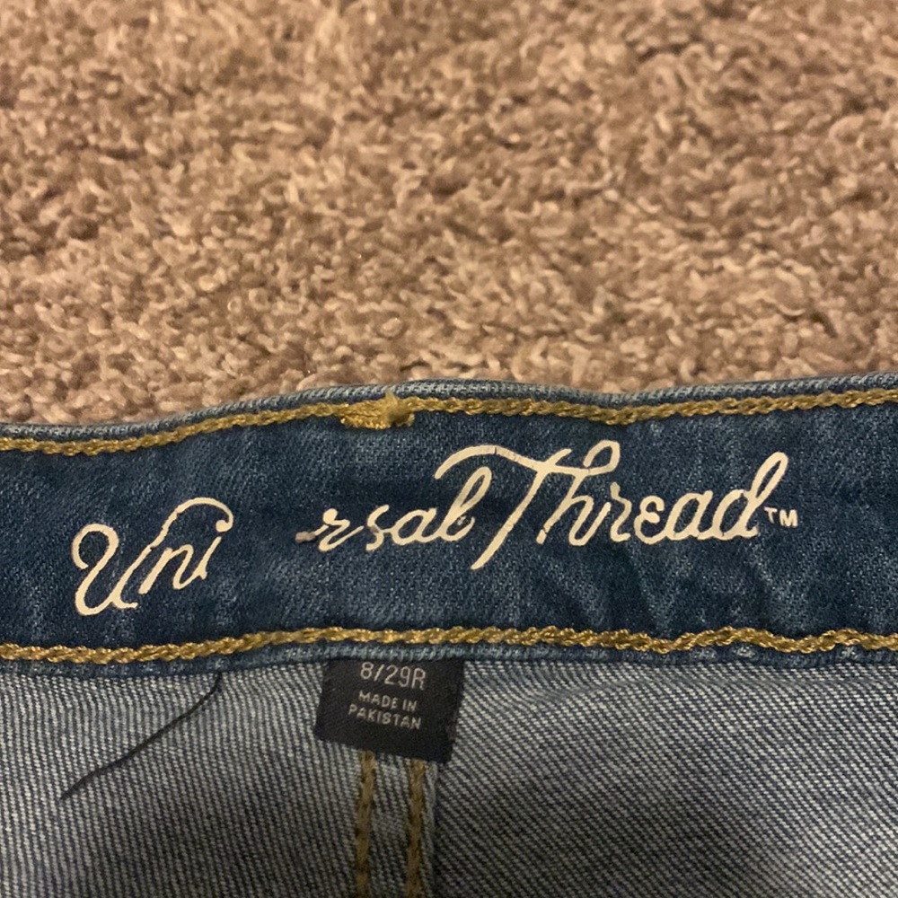 Universal Thread Slightly Ripped Skinny Jeans - Picture 2 of 2